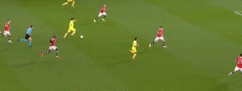 1632947717324056211.gif 华体会-【欧冠】C罗补时5分钟绝杀!曼联2比1逆转黄潜