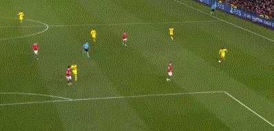 1632950576162047997.gif 华体会-【欧冠】C罗补时5分钟绝杀!曼联2比1逆转黄潜