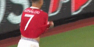 1632951066997029151.gif 华体会-【欧冠】C罗补时5分钟绝杀!曼联2比1逆转黄潜