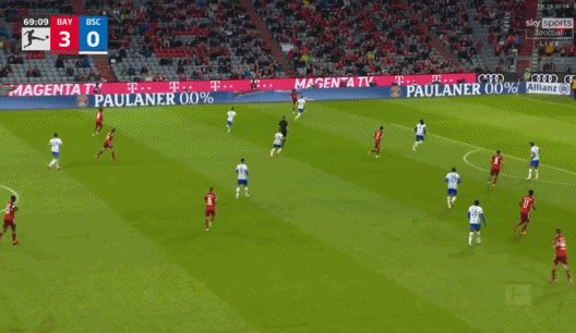 1630179416678055347.gif 华体会体育-【德甲】莱万戴帽连续13场破门 拜仁5-0送赫塔3连败
