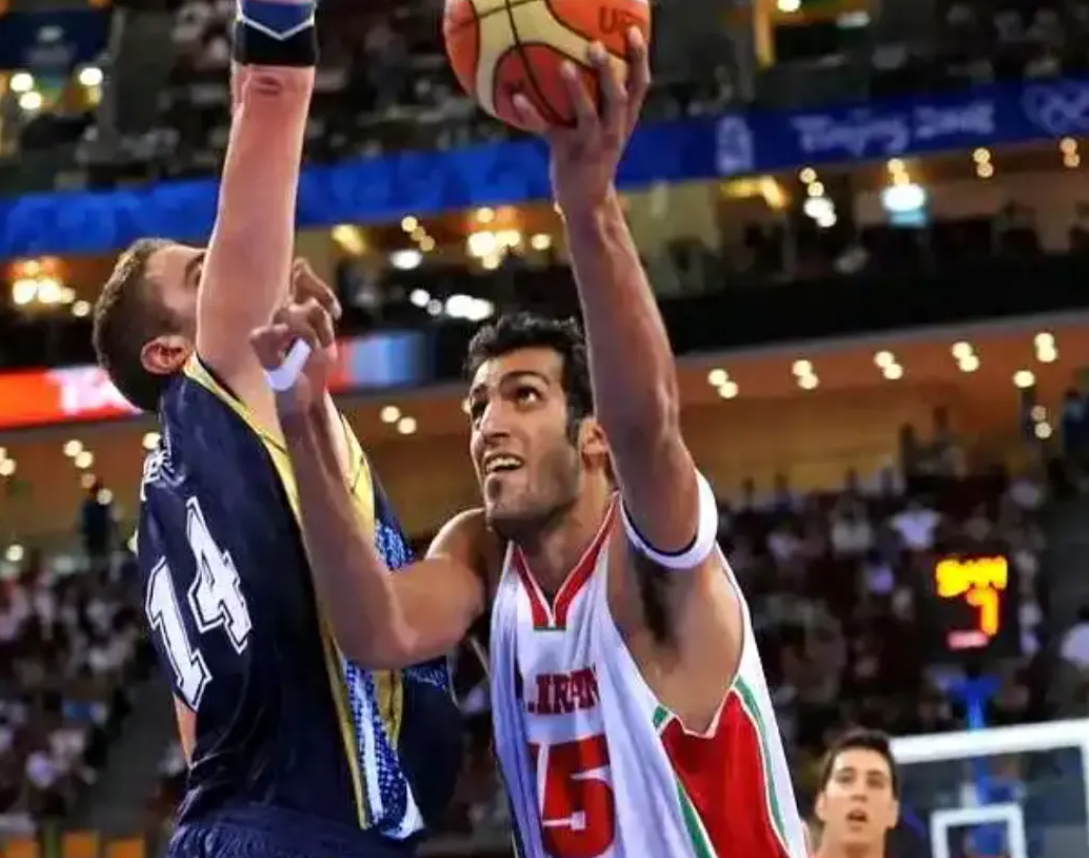华体会体育-回想一下,一个伊朗运动员,想打NBA有多难?